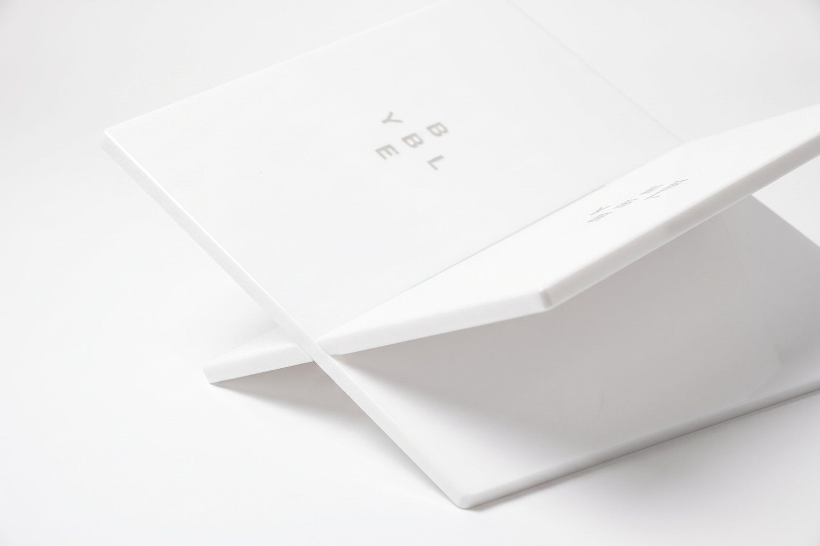 Byble Book Stand White view 4