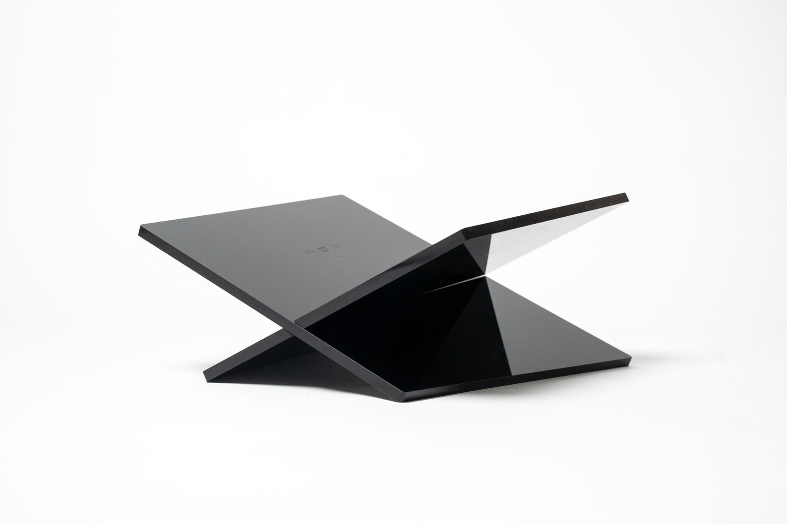 Byble Book Stand Black view 3